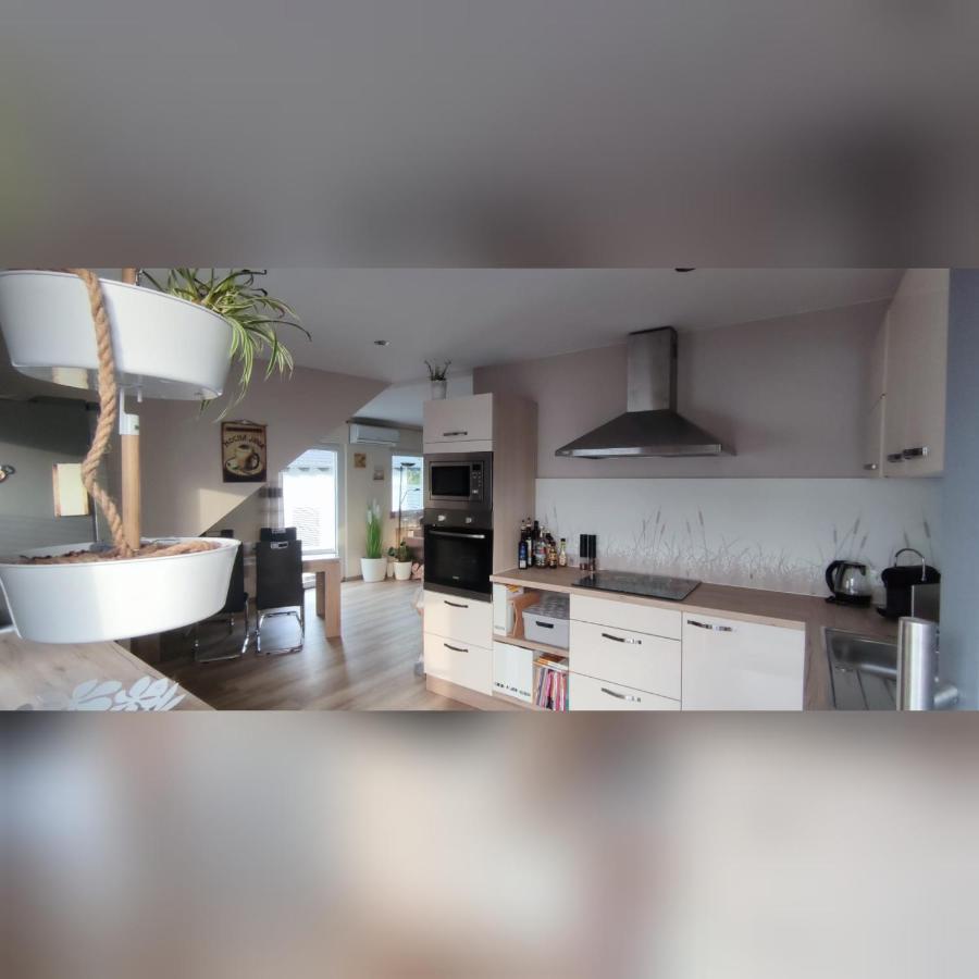 בנדורף Ferienwohnung -Auszeit-Sayn מראה חיצוני תמונה