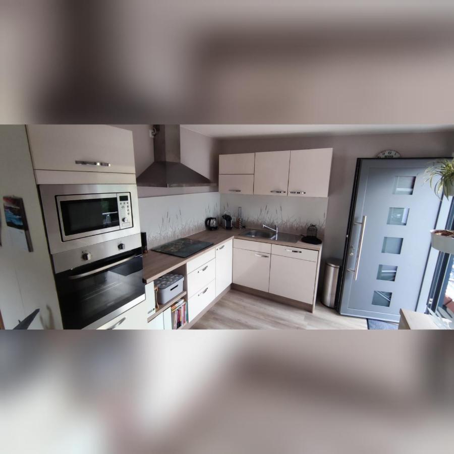 בנדורף Ferienwohnung -Auszeit-Sayn מראה חיצוני תמונה