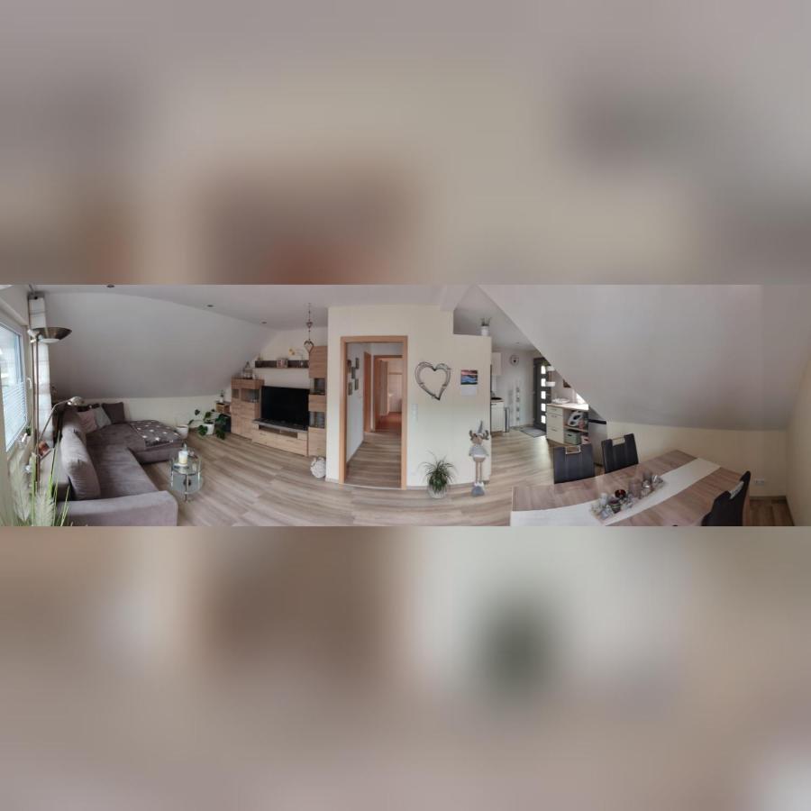 בנדורף Ferienwohnung -Auszeit-Sayn מראה חיצוני תמונה